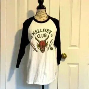 NWOT M&O Grapic Long Sleeve T-Shirt in Size Medium